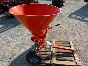 Spandiconcime carrellato -NUOVO