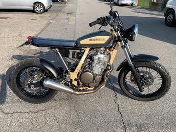 Honda NX 650 Dominator prima serie