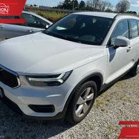 VOLVO XC40 T2 Core