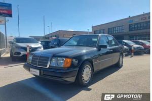 Mercedes-benz 200 E