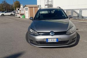 Volkswagen Golf metano e benzina