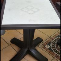  tavoli e sedie in  plastica 