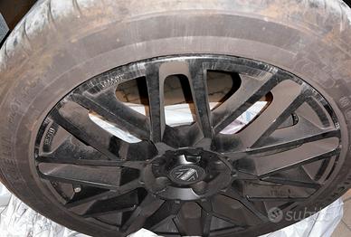 Gomme Michelin pilot sport 5 + cerchi Momo 17”