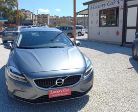 Volvo V40 D2