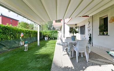3 LOCALI CON GIARDINO PRIVATO A POCHI PASSI DALLA