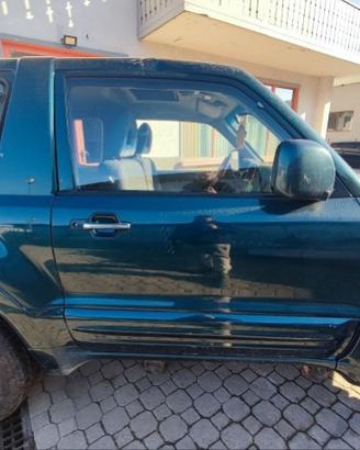 PORTA DESTRA PER PAJERO V60 GLX 2003
