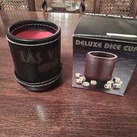 Tazza per gioco dei dadi.