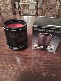 Tazza per gioco dei dadi.