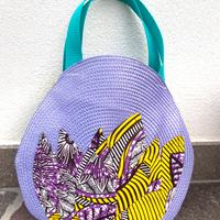 Borsa in rafia bicolor con ricamo fatta a mano