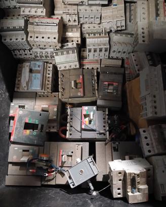 apparecchiature elettroniche