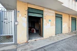 Locale commerciale zona variante