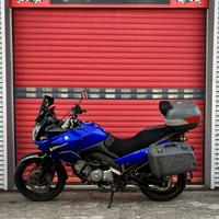 SUZUKI V-Strom 650 SUZUKI V STRORM 650