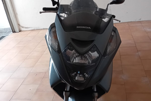 Honda silver Wing 600