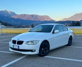 Bmw 320d xDrive Coupé(e92) Msport 2011 UNICA