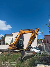 Midiescavatore jcb 8080