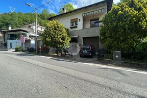 CASA INDIPENDENTE A LOCANA