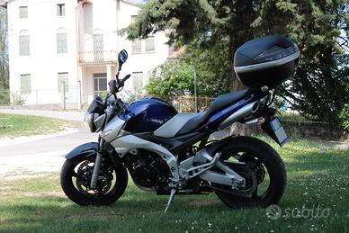 Suzuki GSR 600