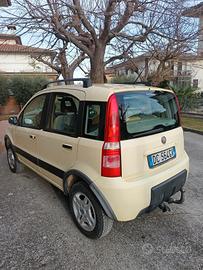 Fiat panda 4x4 con gancio traino