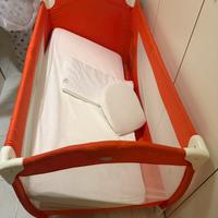 Lettino da campeggio con materasso e cuscini
