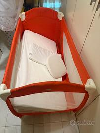 Lettino da campeggio con materasso e cuscini