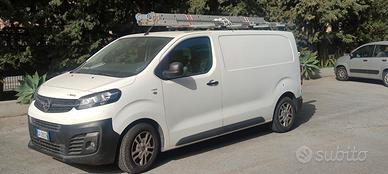 Furgone Opel Vivaro