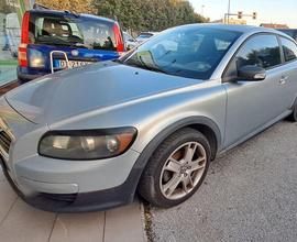 VOLVO C30 2.0 D Momentum