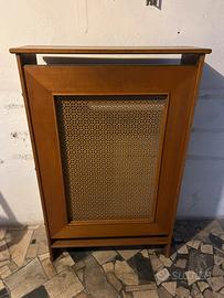 Copri termosifone in legno