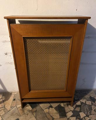 Copri termosifone in legno