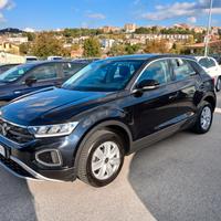 VOLKSWAGEN T-ROC 1.0 TSI 110CV LIFE 2022 BENZINA