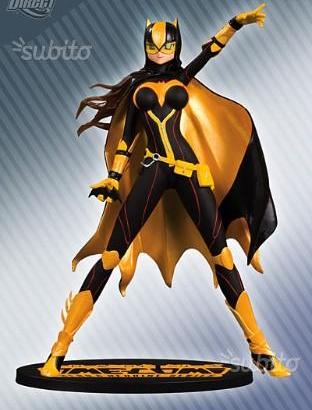 Batgirl v.1 black suit variant ame-comi action fig