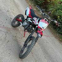Pit bike