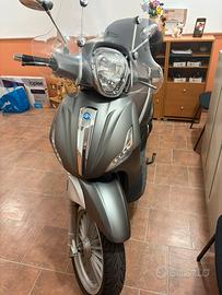 Piaggio Beverly 300
