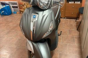 Piaggio Beverly 300