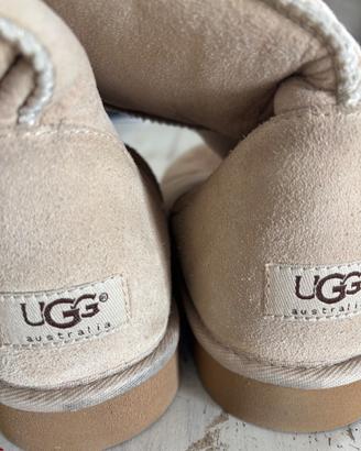 UGG  numero 39