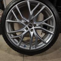 Pneumatici invernali originali Q4 E-tron 