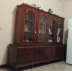 Tavolo e armadio vintage