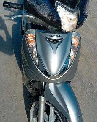 honda  sh 300