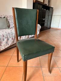 Sedia in legno rivestita in pelle