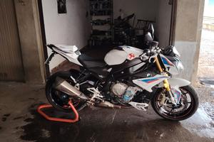 Bmw s1000r 2018 hp