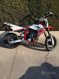 moto SWM  125 