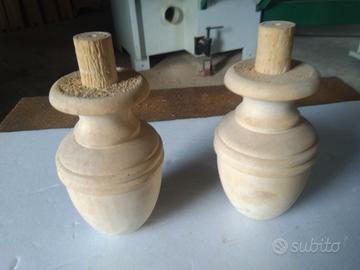 Piedi a cipolla per mobili  antichi e in stile