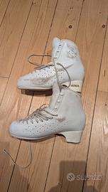 PATTINAGGIO STIVALETTO EDEA RONDO NUMERO 40