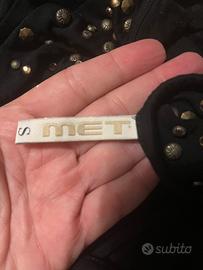 Abito tubino nero MET borchie ottone