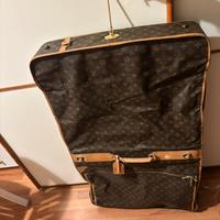 Porta abiti louis vuitton