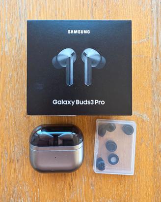 Samsung Galaxy Buds 3 PRO con gommini memory