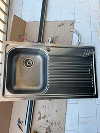 Lavello acciaio inox FRANKE “Armonia” + rubinetto