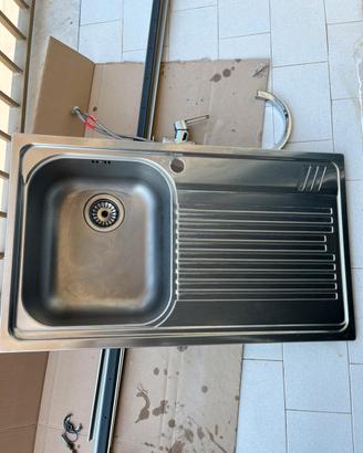 Lavello acciaio inox FRANKE “Armonia” + rubinetto