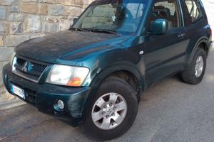 Mitsubishi Pajero 2.5
