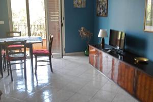 Ampia luminosa casa in ali' terme (me)