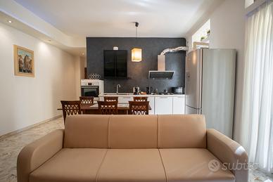 Appartamento 135 m2 arredato centro